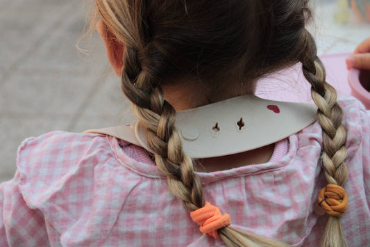 Bavoir en silicone Shayan Amore - ivoire