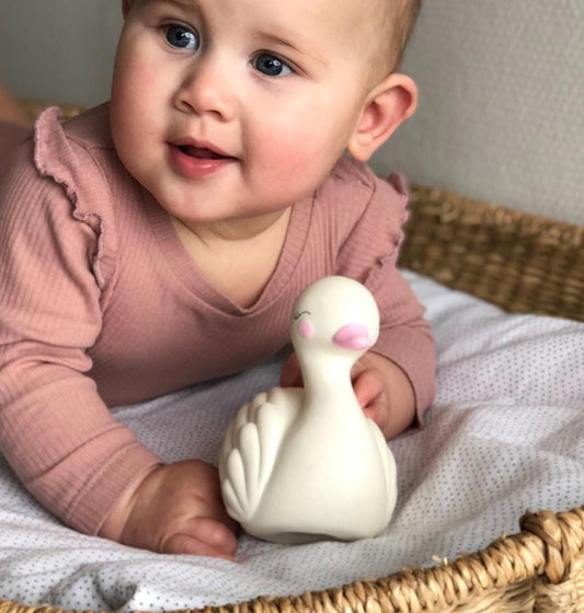 Anneau de dentition cygne – vue 2 – A Little Lovely Company