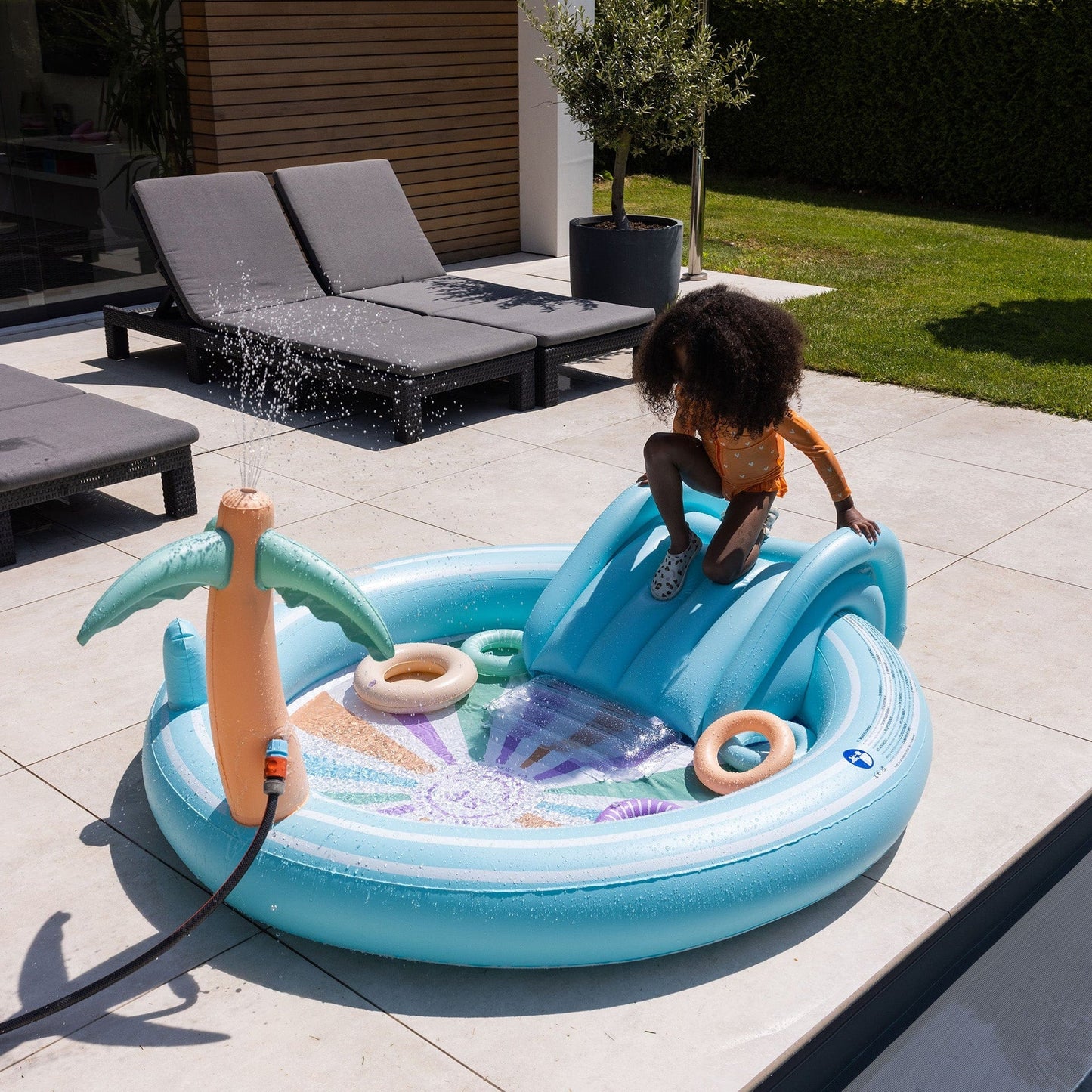 Play Pool - Mehrfarbig - Helle Wellen