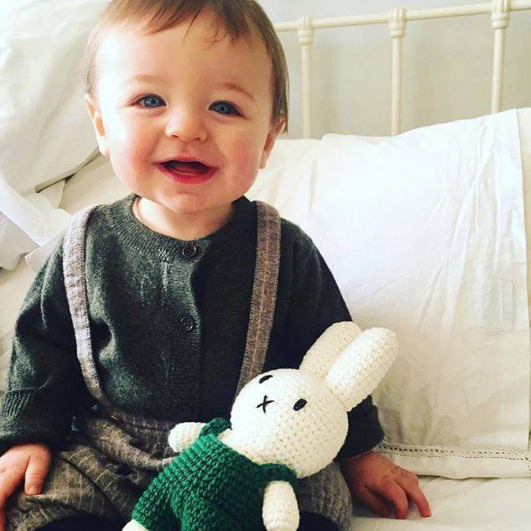 Peluche en Crochet Lapin Miffy - Salopette Classique