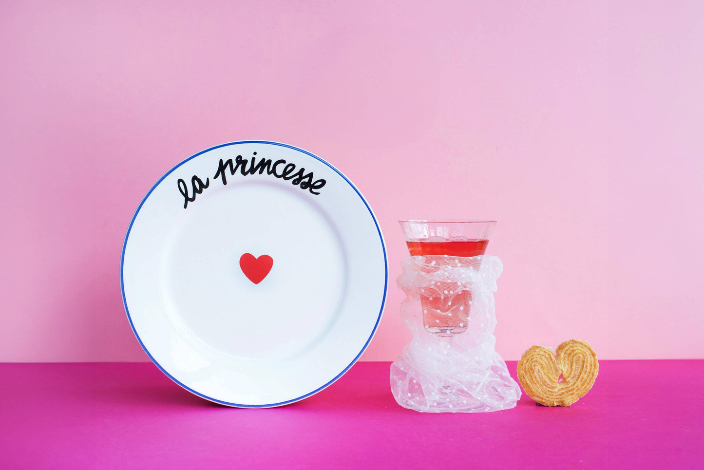 Die Familie hat einen Riesenspaß – Der Prinzessinnenteller
