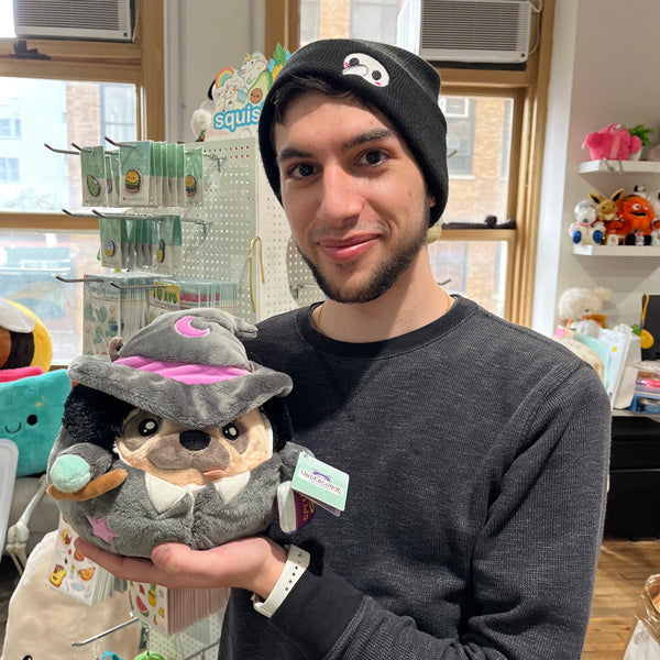 Peluche Undercover Squishable – Carlin en Sorcière
