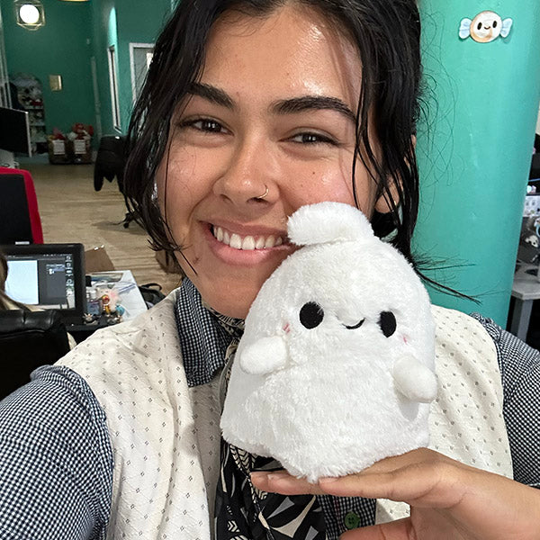 Snacker Squishable Plush – Spooky Ghost
