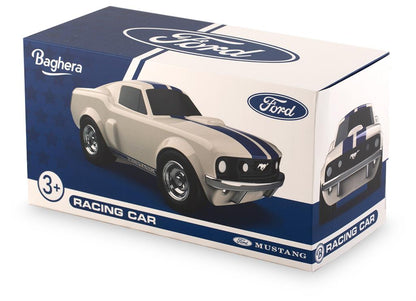 Elfenbeinweißer Ford Mustang - Baghera