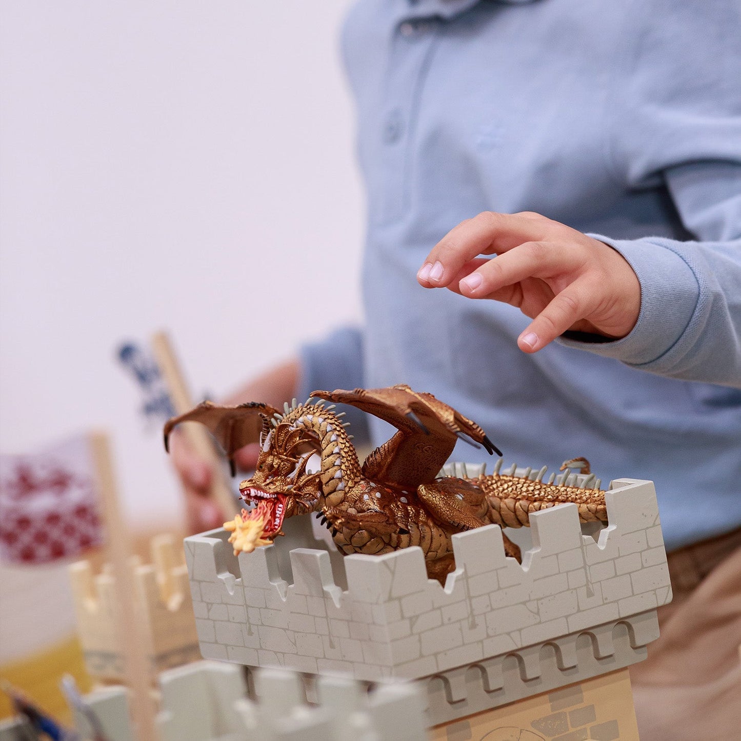 Figurine Dragon deux têtes or