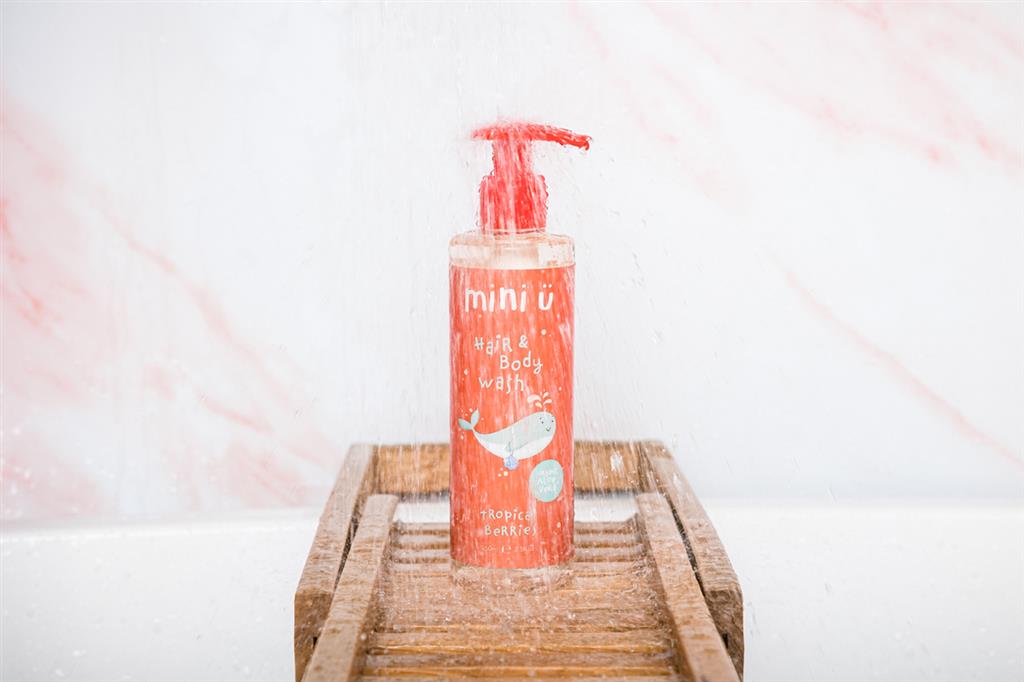 Tropische Beeren Shampoo und Duschgel