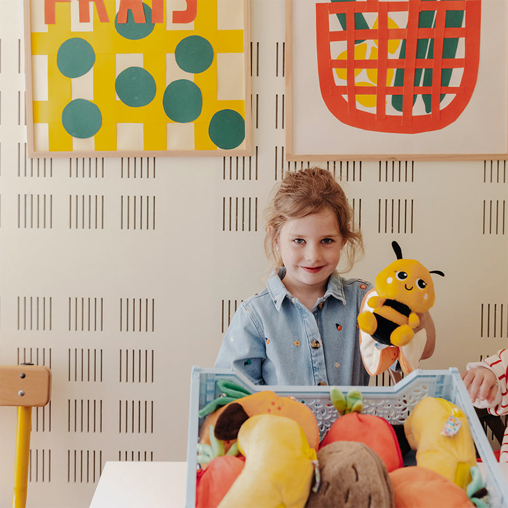 Peluche réversible Buzzet l'abeille/mandarine – Flipetz – vue 2