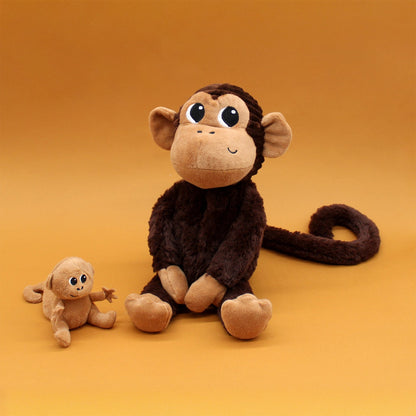 Peluche singe Zazou maman et son bébé marron chocolat – Les Ptipotos – vue 9