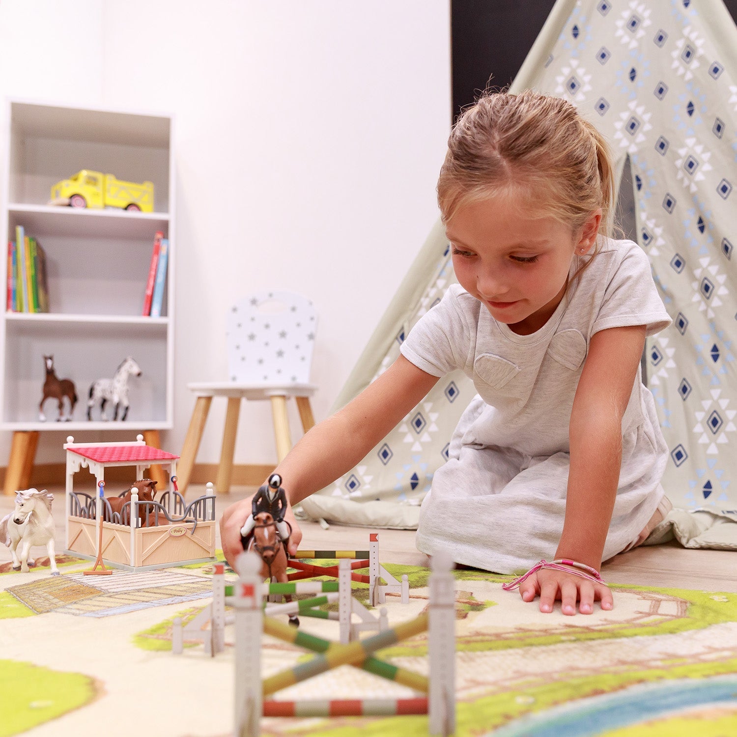 Box et ses accessoires Papo - cheval