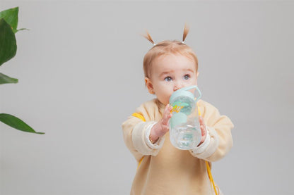 Wasserflasche mit Dschungeltieren