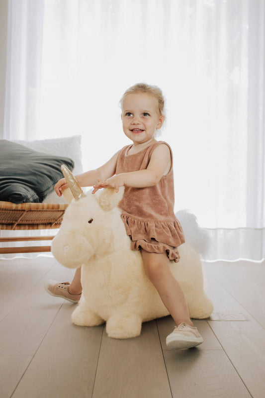 Licorne douce et rebondissante