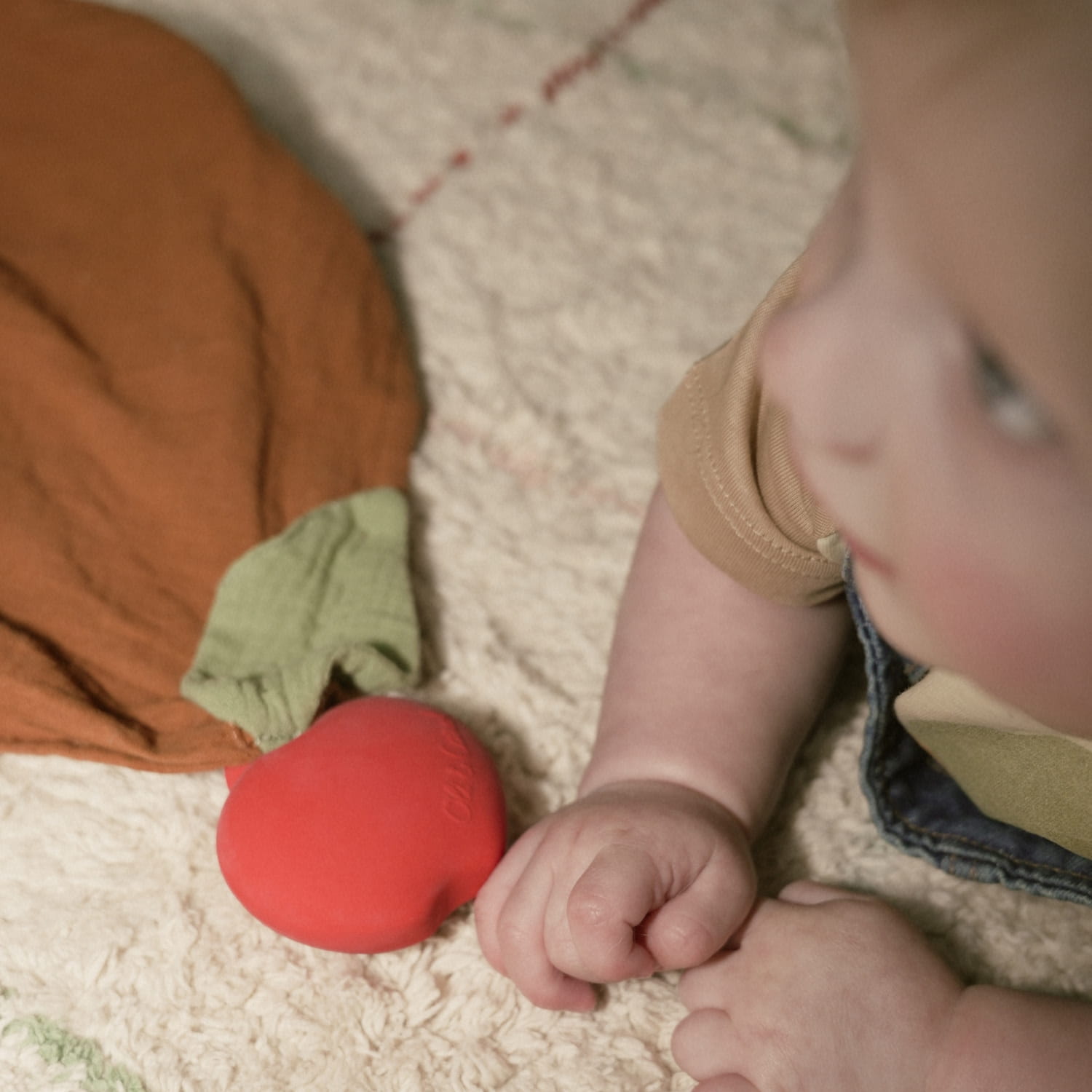Pepa la Pomme – Grand doudou bébé – vue produit 4