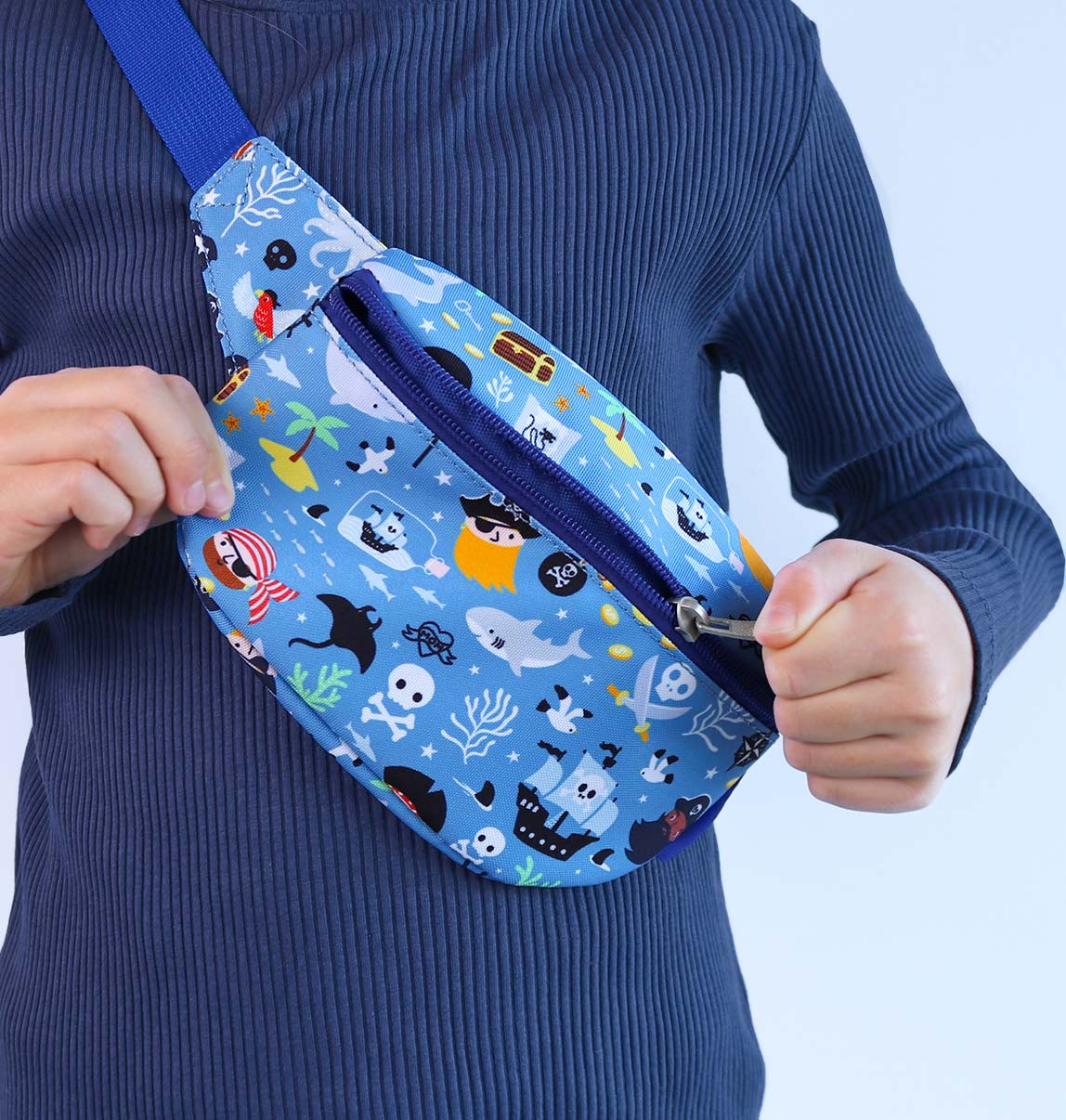 Sac banane enfant - Pirates – vue 2 – A Little Lovely Company