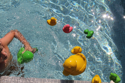 Elvis le Canard Vert – Jouet de bain et dentition bébé – vue produit 31