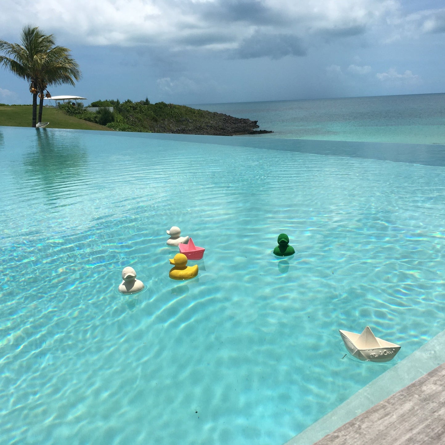 Elvis le Canard Blanc – Jouet de bain et dentition bébé – vue produit 14