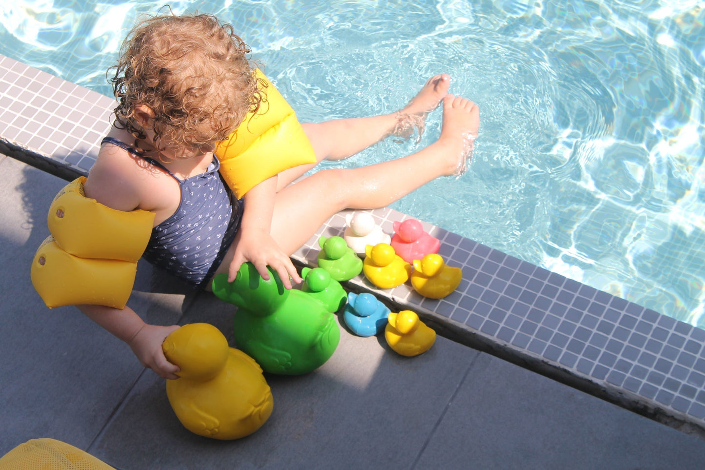 Elvis le Canard Jaune – Jouet de bain et dentition bébé – vue produit 37