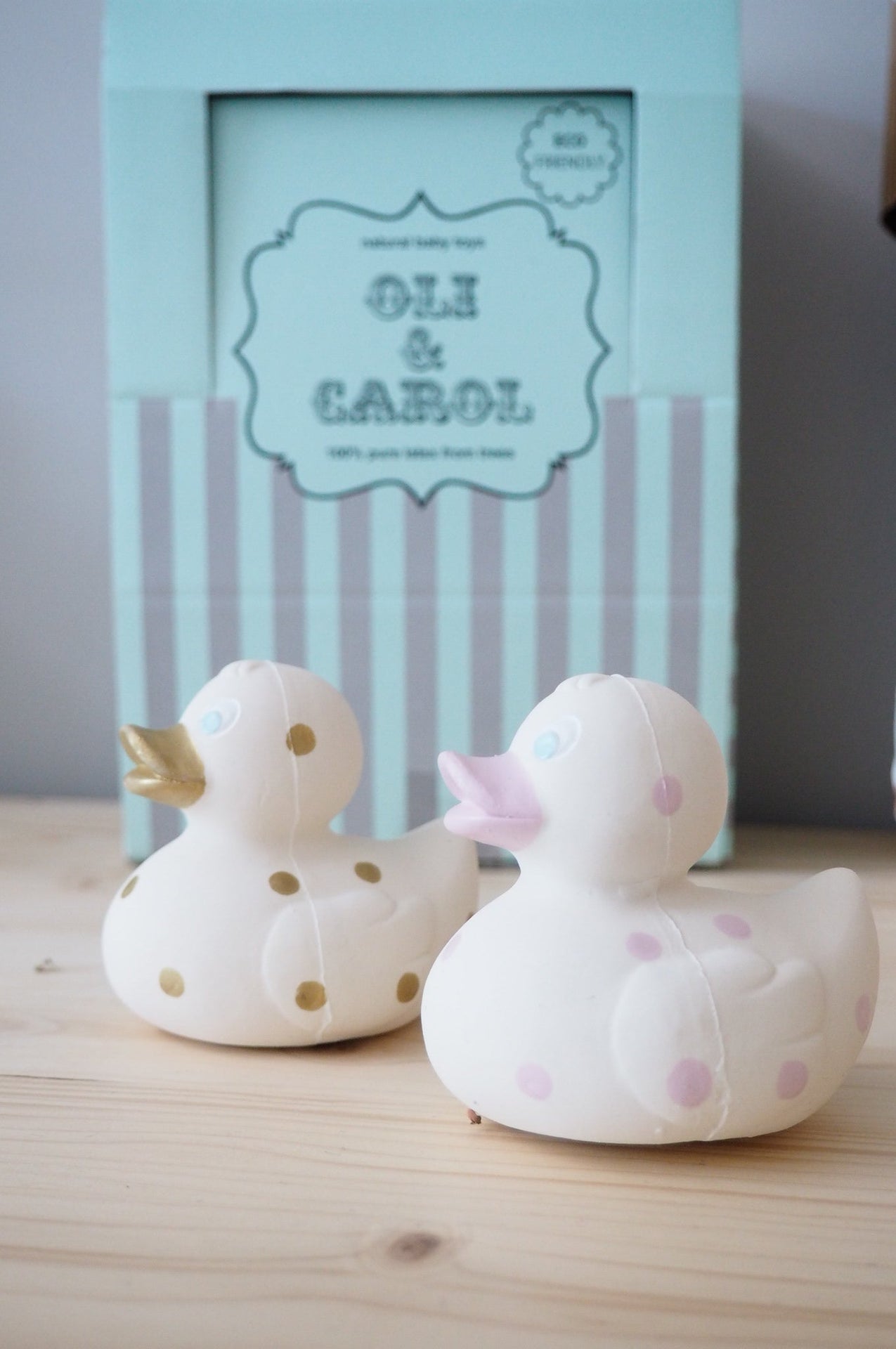 Elvis le Canard Pois Dorés – Jouet de bain et dentition bébé – vue produit 10