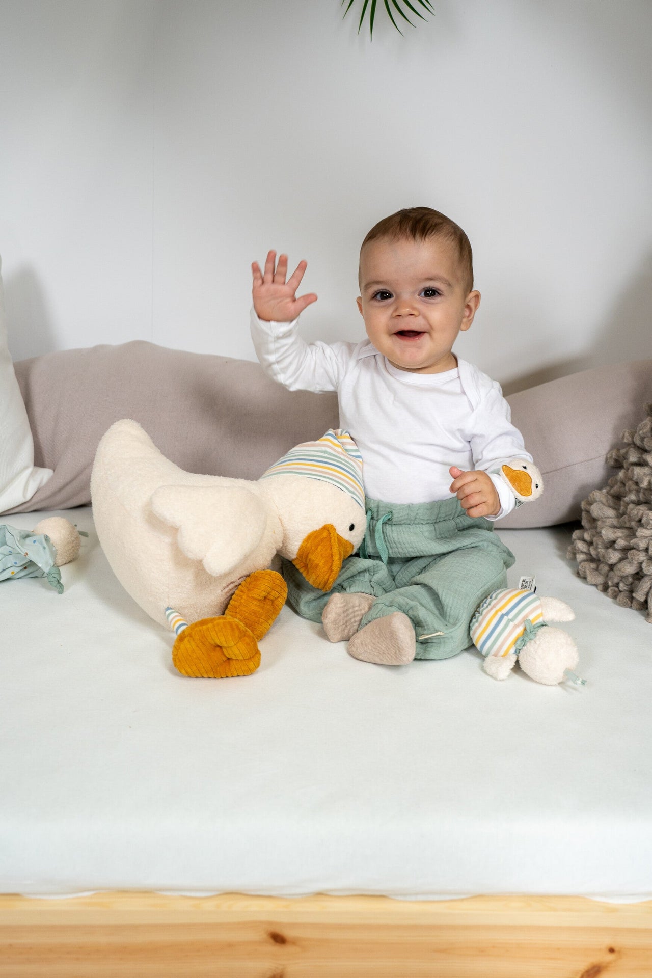 Mini-peluche câline Canard Edda