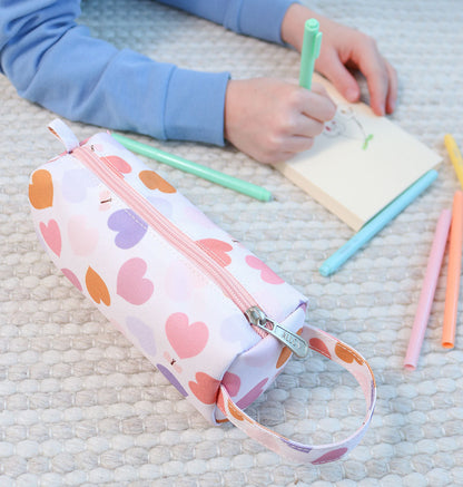 Trousse enfant - Cœurs – vue 2 – A Little Lovely Company