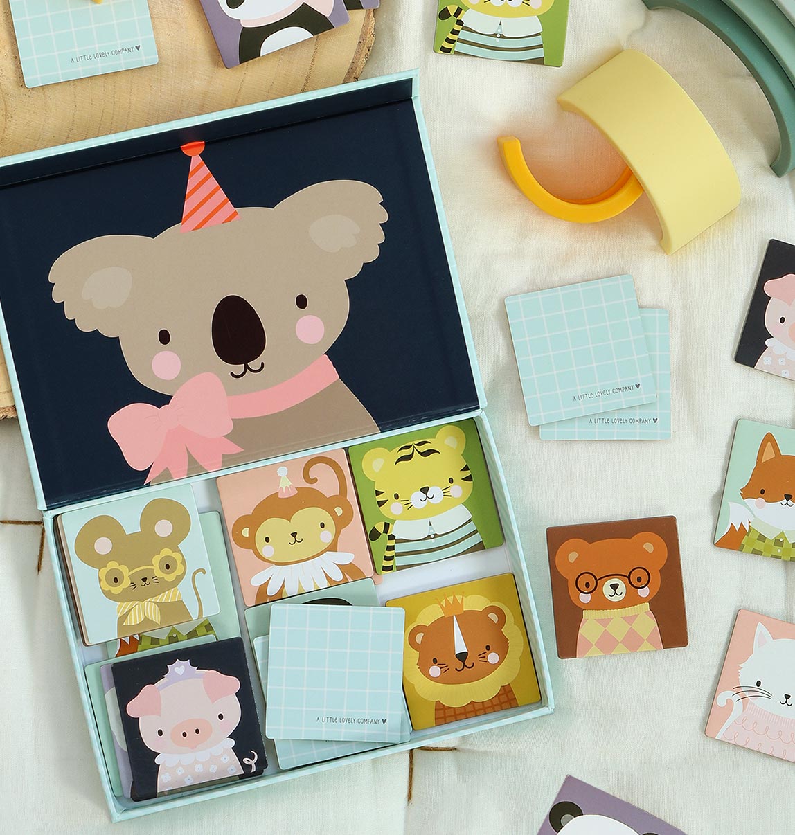 Jeu de mémoire - Amis des animaux – vue 3 – A Little Lovely Company