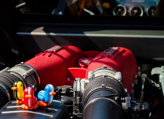 Blauer Renner Ente Schlüsselanhänger