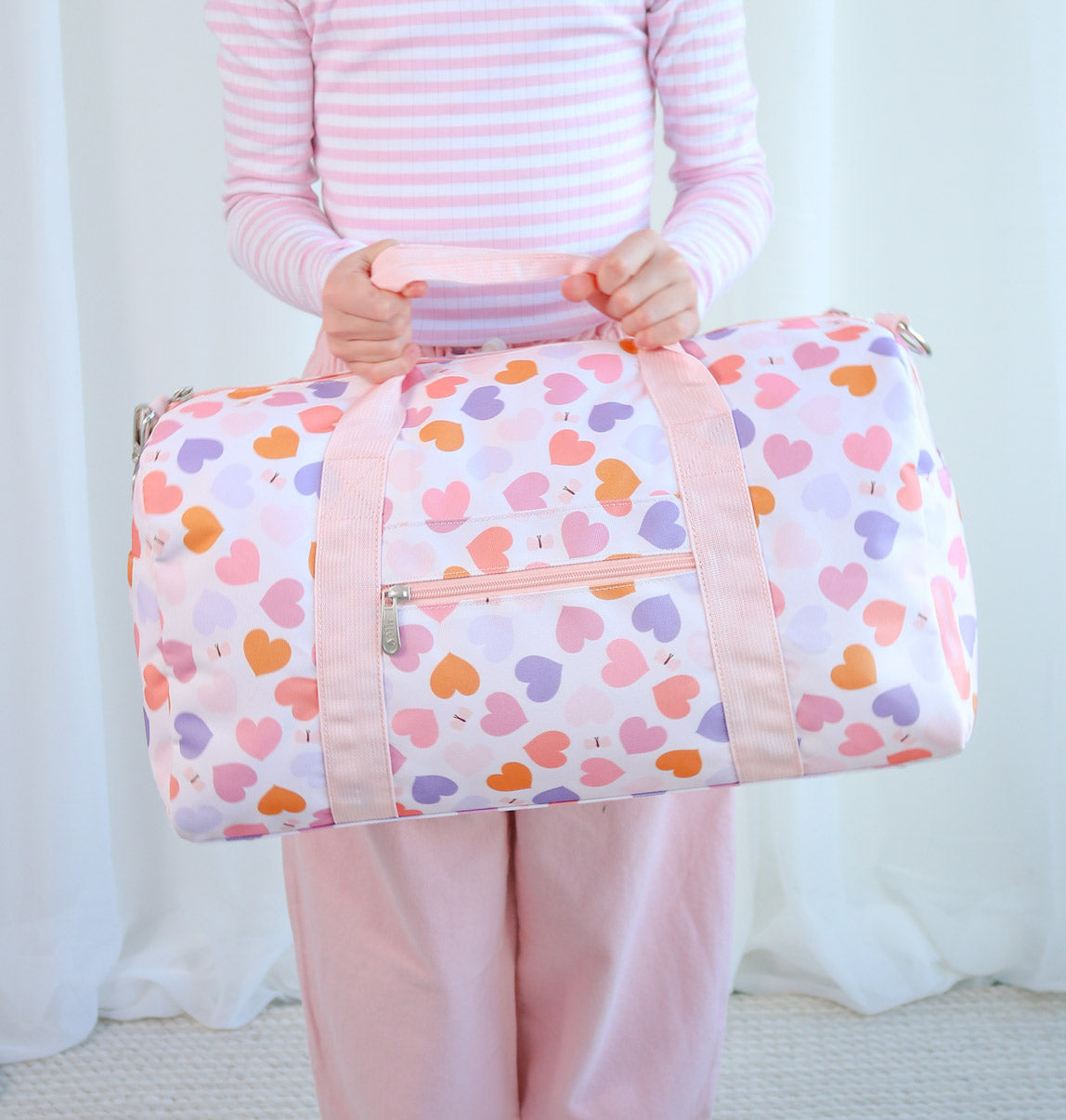 Sac de voyage enfant - Cœurs – vue 2 – A Little Lovely Company