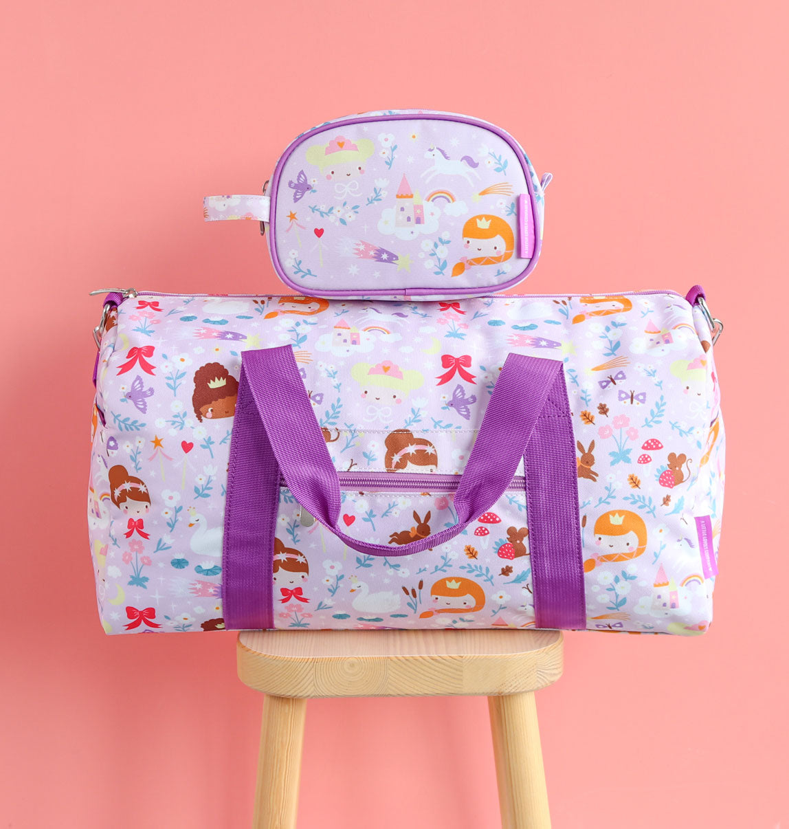 Trousse de toilette enfant - Princesses – vue 3 – A Little Lovely Company