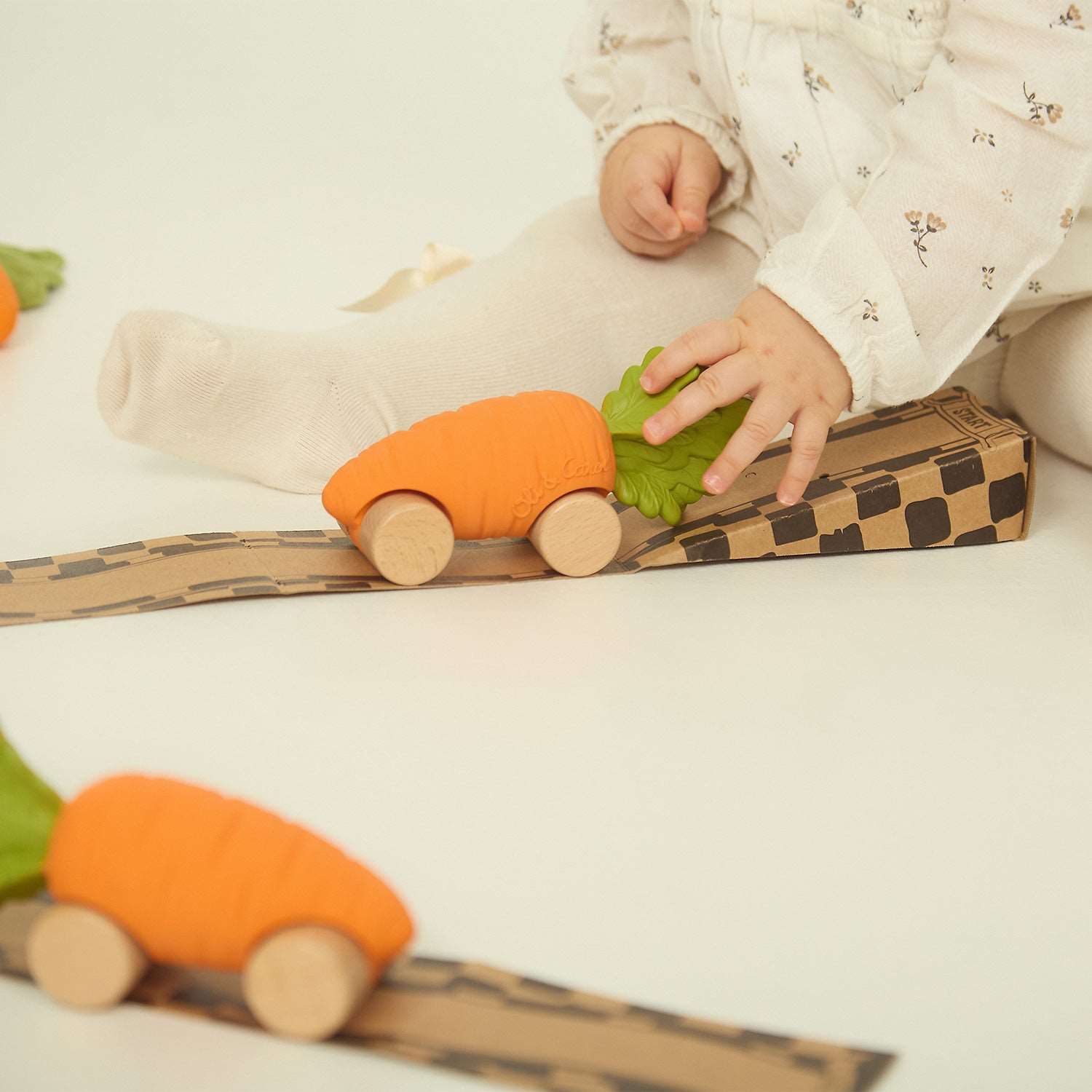 Cathy la Carotte – Voiture-jouet bébé – vue produit 6