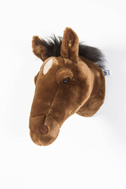 Scarlett le cheval brun