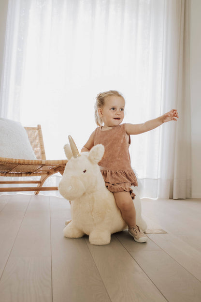 Licorne douce et rebondissante