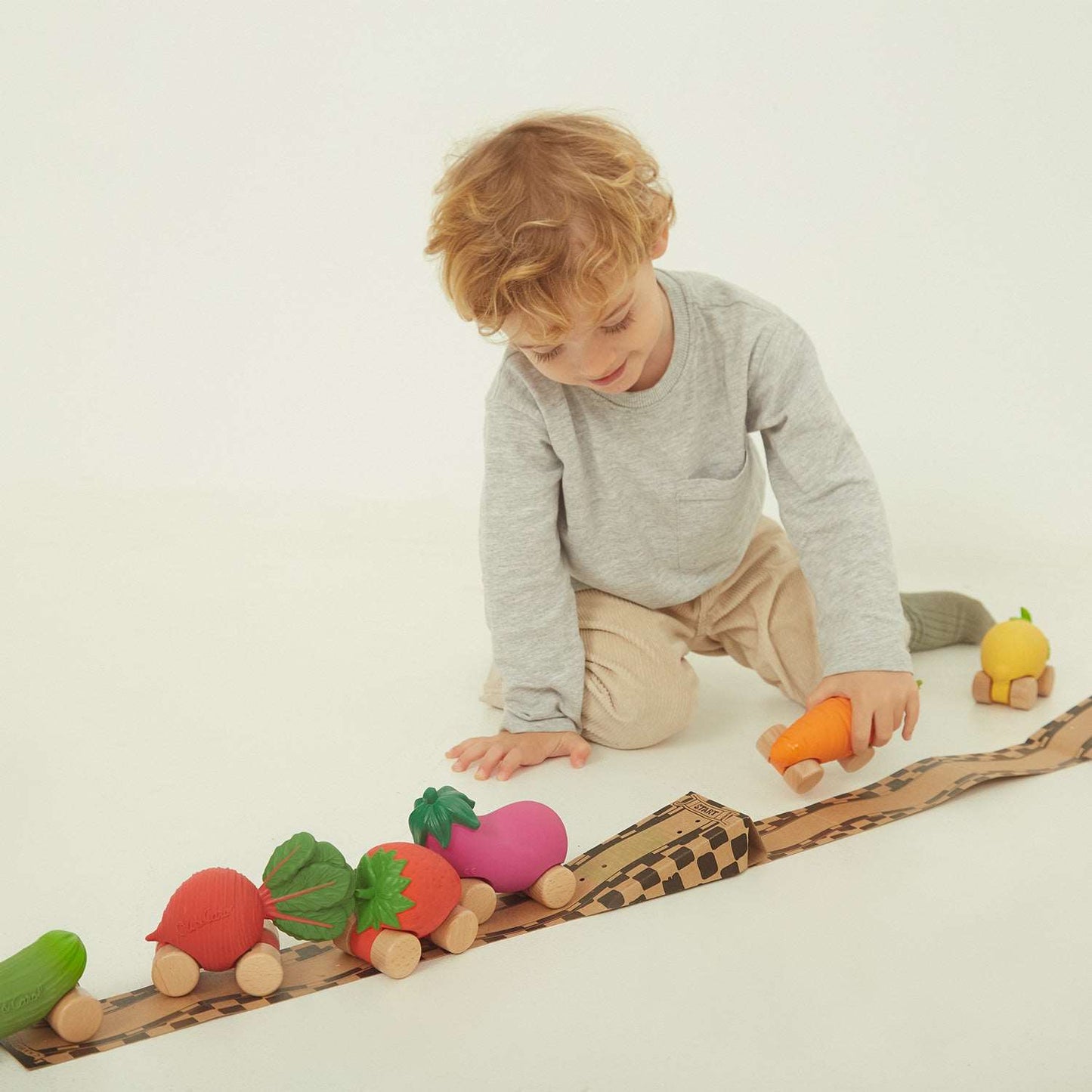 Emma l’Aubergine – Voiture-jouet bébé – vue produit 8